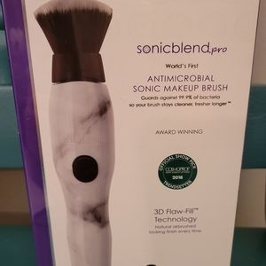 Antimicrobial Sonic Makeup Brush